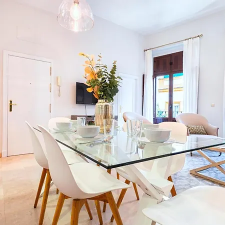 Genteel Arfe Terrace Апартаменты Севилья