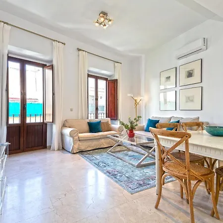 Genteel Arfe Terrace * Севилья