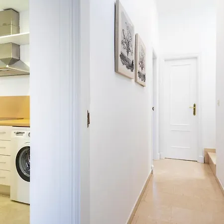 Genteel Arfe Terrace * Севилья